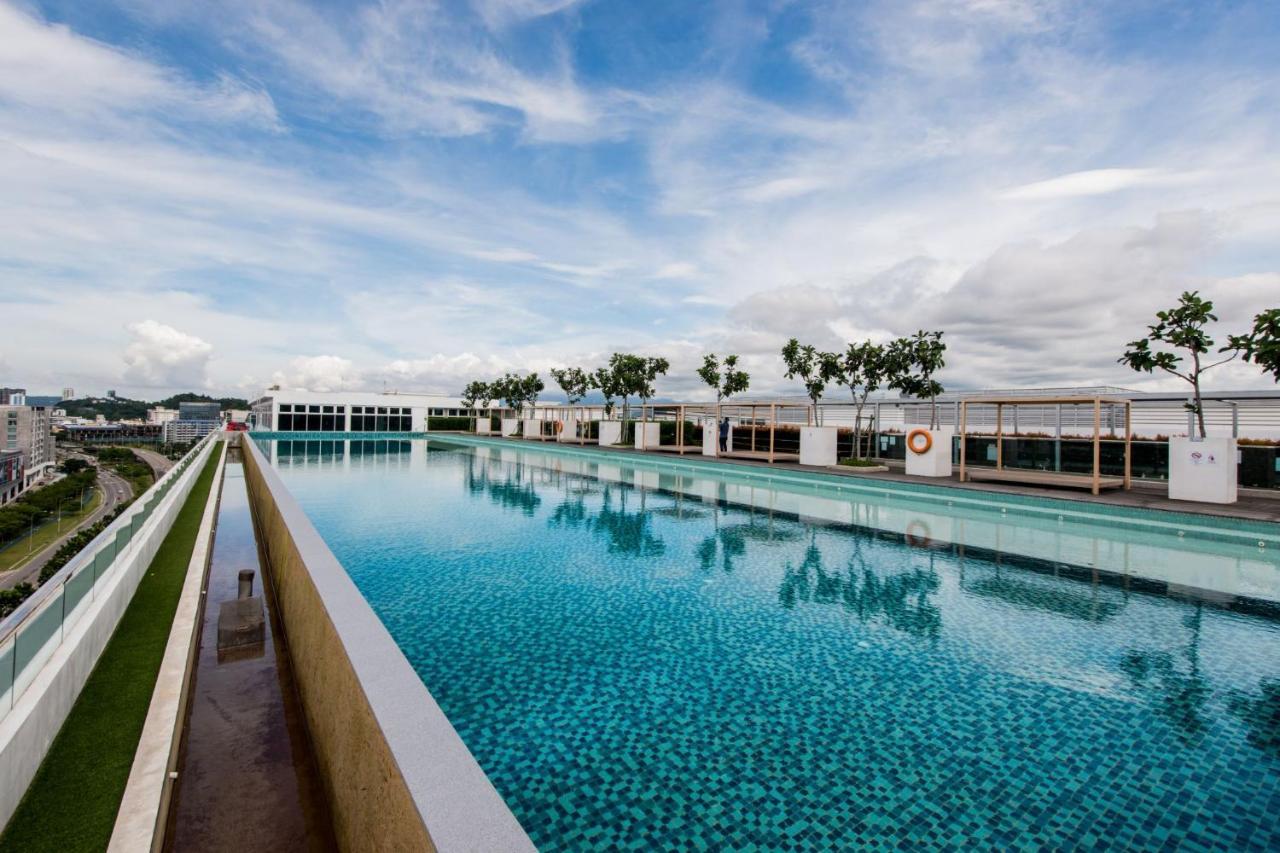Sutera Avenue Toons Suites By Pinstay Apartment *
